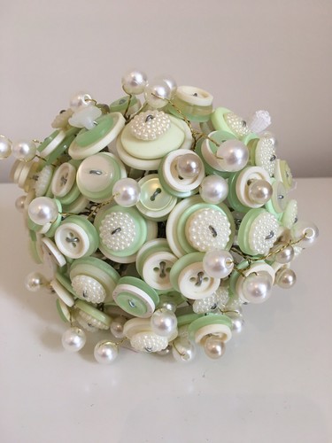 Vintage green button bouquet - green,
