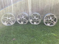 Genuine set of 4 Land Rover Defender  XS Boost Alloy Wheels
