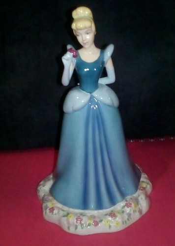 Royal doulton disney showcase - royal,