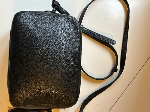 Black gigi grain - black,