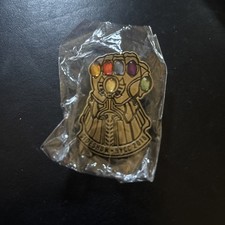 2018 NYCC SIDESHOW THANOS