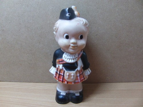 Scottish boy kilt - in,