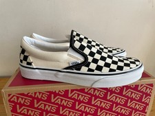 Brand new in box Size 7 Vans