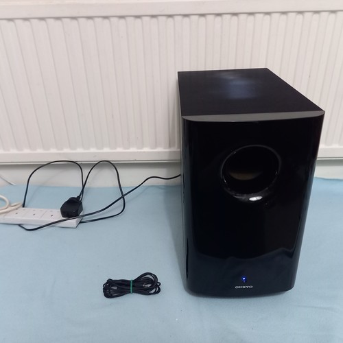 Black 80w active onkyo skw - active,