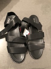 BNWT Ladies Black Chunky Heel