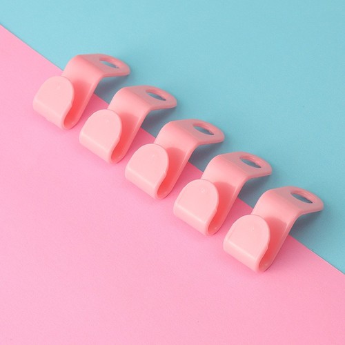 Space saver clothes hanger - space,