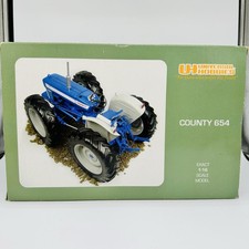 Universal Hobbies 1:16 Scale