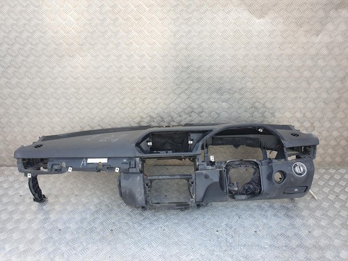 Mercedes class dashboard - e,