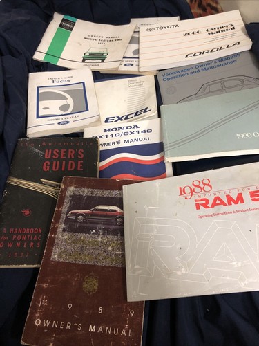 Lot vintage car - car, manuals