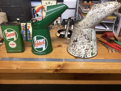 Old oil cans - cans, pourers,3