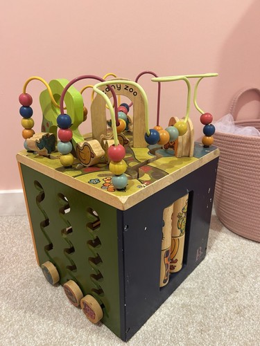 Zany zoo activity cube - zoo,