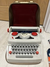 PlayCraft Petite De-luxe Typewriter Vintage 