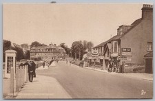 OULTON BROAD Suffolk Street & Bridge Postcard