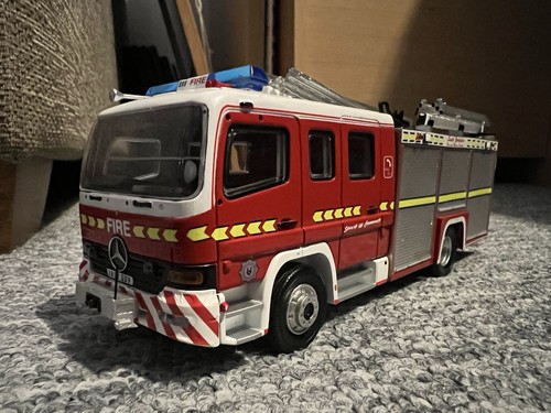 Fire brigade models - 1/50,