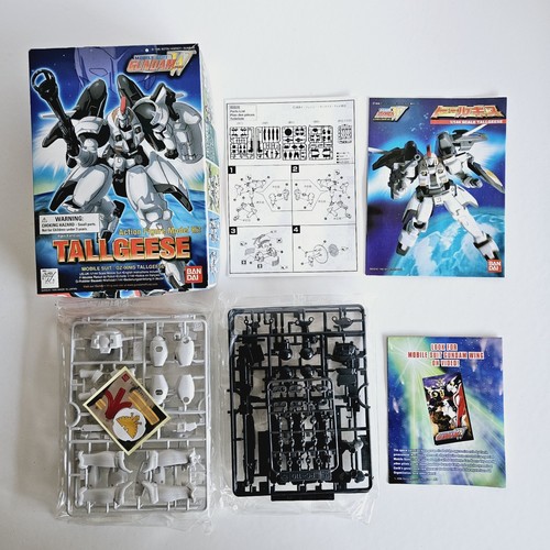 Gundam wing 144 scale model - gundam,