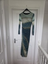 BNWOT Stunning Small Green Ombre Body Con Netted Dress Pit To Pit Relaxed 34"