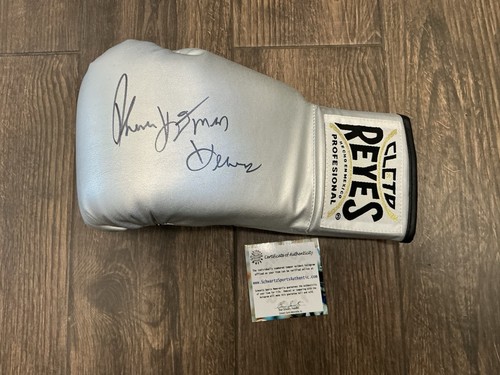 Thomas hearns signed - hearns,