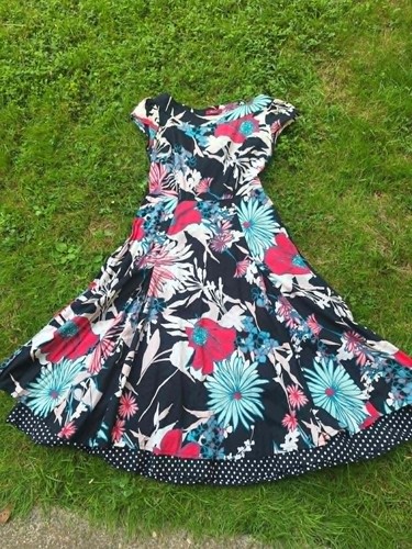 Monsoon style floral - 50's,