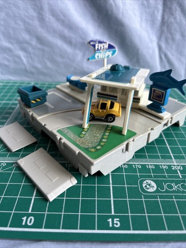 Micro machines drive thru - machines,,
