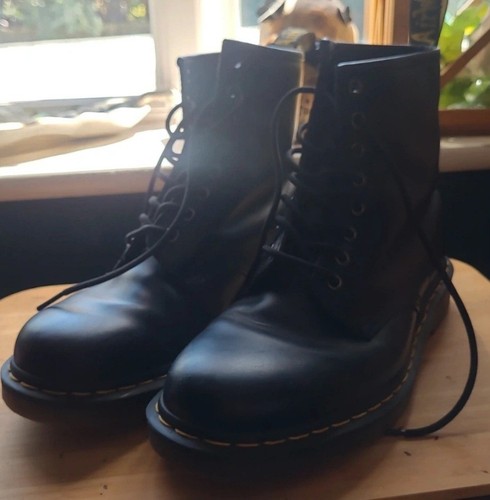 Martens black leather - martens,