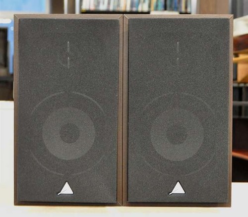 Triangle bookshelf speakers - triangle,