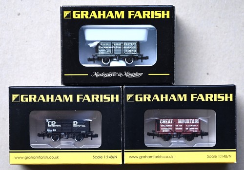 Mint boxed coal - 3x, wagons