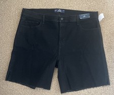 HOLLISTER ULTRA HIGH-RISE DAD -SHORT 7"  W35