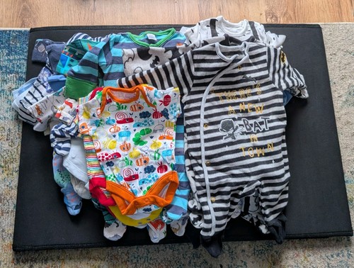 Months newborn size - 0,