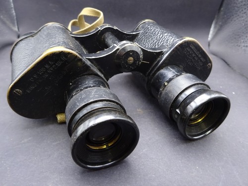 Ww2 military issue taylor - issue,