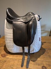 Equipe 15" dressage saddle