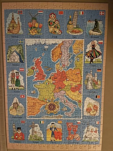 Europe map 280 - 280, piece