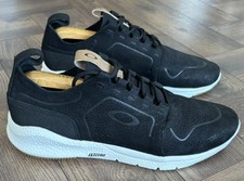 Oakley Carbon Men's Trainer