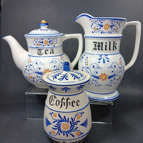 Vintage teapot milk jug - teapot,,