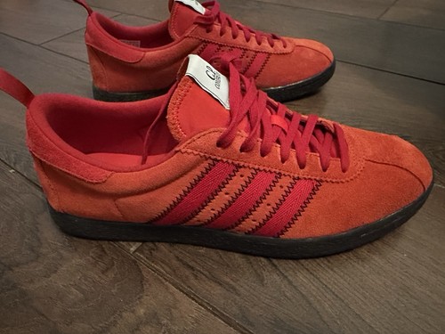 Company x adidas - c.p.,