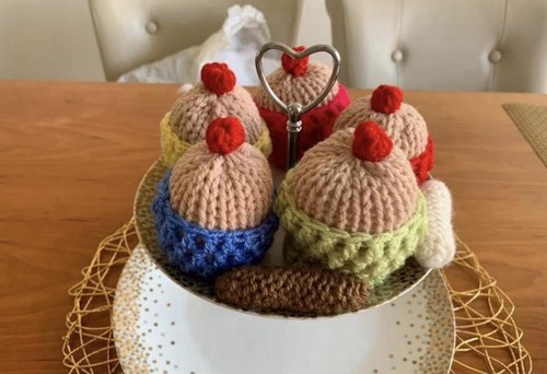 Knitted food toy crochet - food,