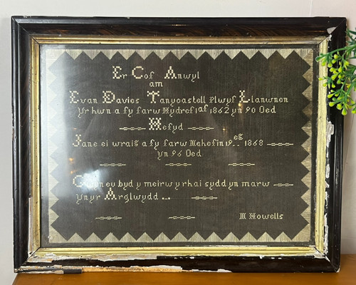 Vintage antique welsh memorial - vintage,