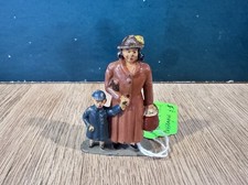 Timpo: #8006 - Woman & Child -