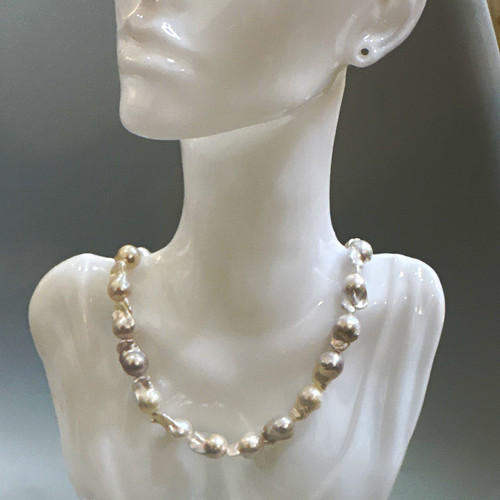 Large baroque freshwater pearl - large,