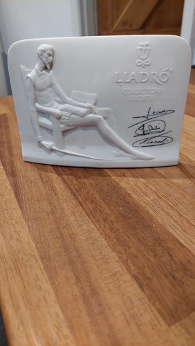 Lladro collector society - collector's,