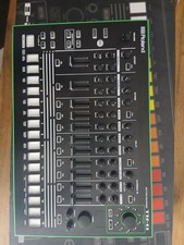 Roland Aira TR-8 Rhythm