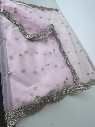 Scallop edge dupatta - dupatta, chunni