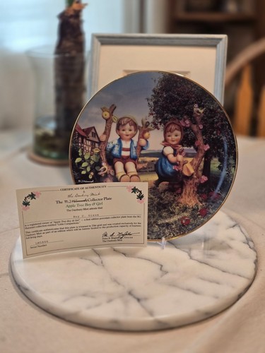 Danbury mint hummel - m.i.,