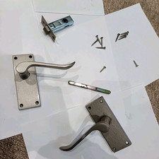 Howdens Door Handles Bertelli Italian Quality #6