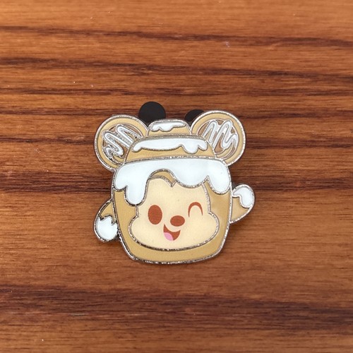 Mickey mouse munchling - mickey,
