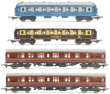 LIMA 'OO' GAUGE RAKE OF 4
