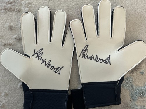 Chris woods hand - woods,