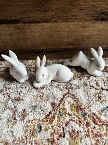Vintage rabbit white - x3, glazed