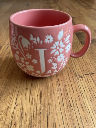 Fox ivy pink initial - &,