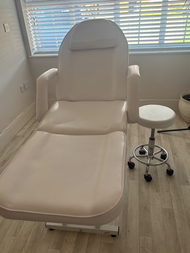 White treatment massage - treatment/massage, bed