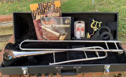 Trombone name brass - trombone, no